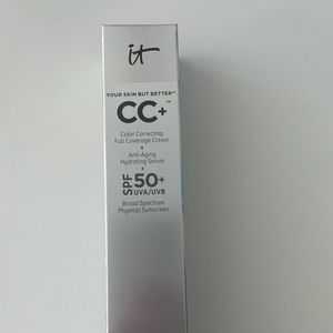 NWT IT Cosmetics Your Skin But Better CC Cream